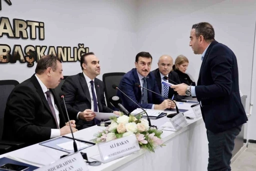 Bakan Kacır&rsquo;a Ak&ccedil;adağ&rsquo;ın K&uuml;&ccedil;&uuml;k Sanayi Sitesi projesi sunuldu

