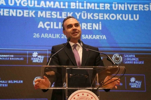 Bakan Kacır: "Askeri insansız hava aracı &uuml;retiminde d&uuml;nya lideri olduk"
