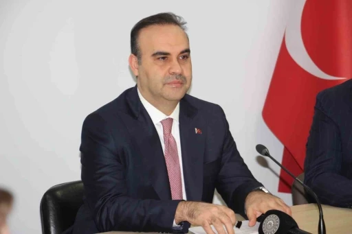 Bakan Kacır: "İhracatımızı 273 milyar dolara &ccedil;ıkardık"
