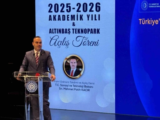 Bakan Kacır: &quot;Türkiye’nin yıllık Ar-Ge harcamaları 19,9 milyar dolara yükseldi&quot;
