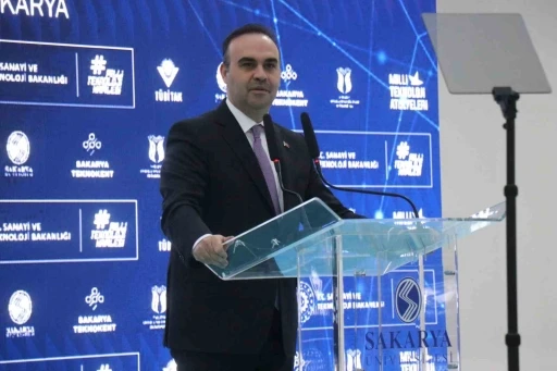 Bakan Kacır: "T&uuml;rkiye teknoloji girişimciliğinde Avrupa&rsquo;nın parlayan yıldızı olarak tarif ediliyor"
