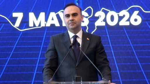 Bakan Kacır: "&Uuml;lkemiz en az 5 &uuml;retim tesisiyle yıllık 20 gigavatın &uuml;zerinde g&uuml;neş h&uuml;cresi &uuml;retim kapasitesine erişecek"
