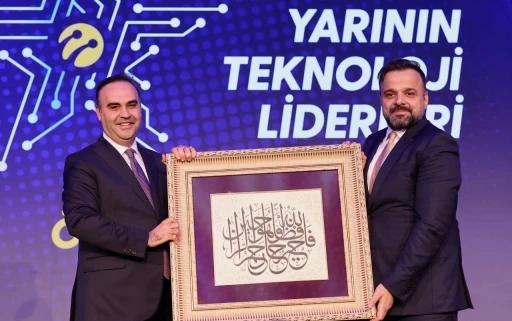 Bakan Kacır: &lsquo;&lsquo;Teknoloji girişimlerinin sermayesi akıl sermayesidir&rsquo;&rsquo;
