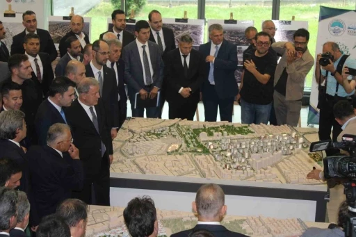 Bakan Kurum ve Yumaklı&rsquo;dan Kayseri temasları
