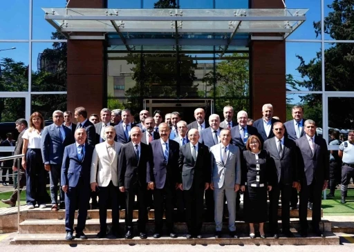Bakan Şimşek, Gaziantep’te ekonomi değerlendirme toplantılarına katıldı
