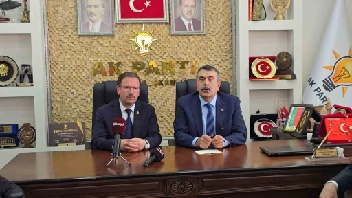 Bakan Tekin: "Derslik başına d&uuml;şen &ouml;ğrenci sayısı T&uuml;rkiye genelinde 20&rsquo;li rakamlara d&uuml;şt&uuml;"
