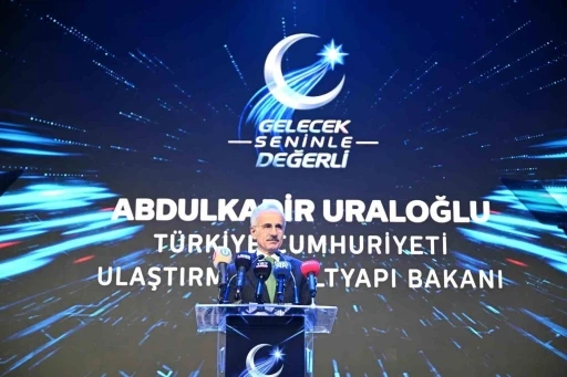 Bakan Uraloğlu: "10 g&uuml;n i&ccedil;erisinde yaklaşık 8 milyon yeni 5G abonesi daha bu teknoloji ile tanışarak 29 milyonu aştı"
