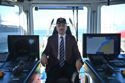 Bakan Uraloğlu: "İstanbul&rsquo;da gemilere 7 g&uuml;n 24 saat kesintisiz haberleşme hizmeti sunacağız"
