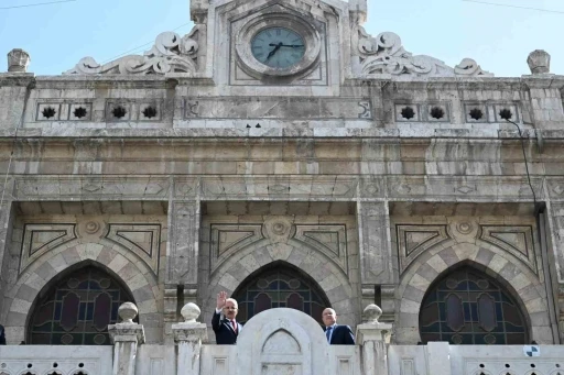 Bakan Uraloğlu: &quot;(Suriye) Tek kapı uygulamasıyla ortak bir sınır kapısının da hayata geçirilmesi konusunda çalışmamız var&quot;

