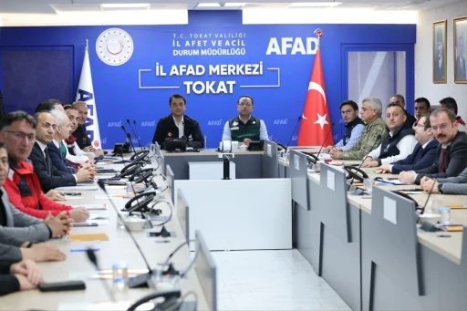 Bakan Yardımcısı Gizligider: "Reşadiye&rsquo;de debi saniyede 354, Niksar&rsquo;da ise 479 metrek&uuml;pe ulaştı"
