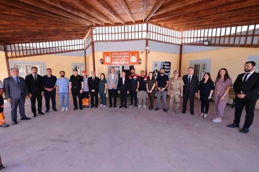 Bakan Yardımcısı Mehmet Aktaş Mardin’de sahipsiz hayvanlar için yapılan çalışmaları inceledi
