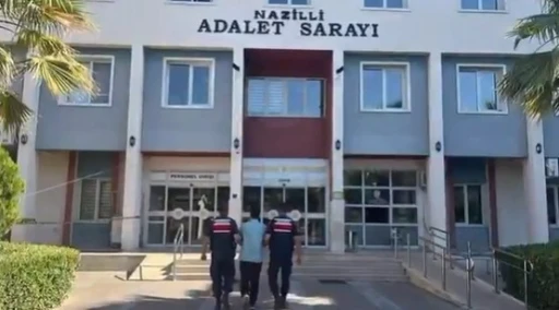 Bakan Yerlikaya: &quot;FETÖ’ye yönelik düzenlenen operasyonlarımızda 77 şüpheliyi yakaladık&quot;
