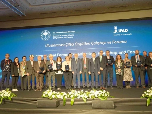 Bakan Yumaklı&rsquo;dan zirai don a&ccedil;ıklaması: "Geneli itibarıyla bir zirai don hadisesi yaşanmadı"
