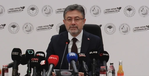 Bakan Yumaklı: &quot;1 yılda 550 milyon fidan ve tohumu toprakla buluşturmayı hedefliyoruz&quot;
