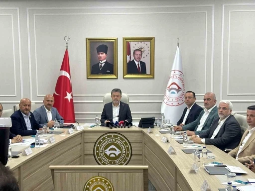 Bakan Yumaklı: &quot;Adıyaman, tarımda marka şehir olma yolunda güçlü adımlarla ilerliyor&quot;

