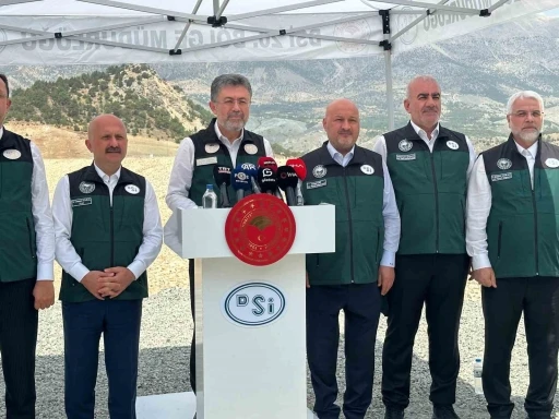 Bakan Yumaklı: &quot;Türkiye olarak su stresi çeken ülkeler kategorisindeyiz&quot;
