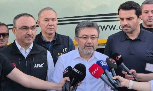 Bakanı Yumaklı: &quot;Şarköy’deki yangında 22 kişi yangında hastanelik oldu, bin 320 kişi tahliye edildi&quot;
