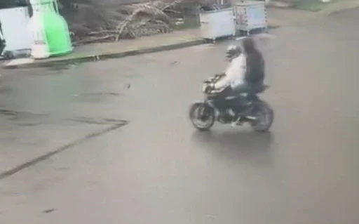 Bakırk&ouml;y&rsquo;de 1 kişinin hayatını kaybettiği silahlı saldırıyla ilgili yakalanan 12 ş&uuml;pheli adliyeye sevk edildi
