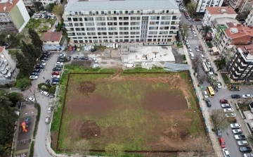 Bakırköy’de futbol sahasına yapılan tesis, belediye ile vatandaşı karşı kaşıya getirdi
