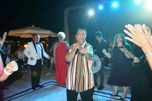 Balık Ayhan yoğun bakım servisine kaldırıldı
