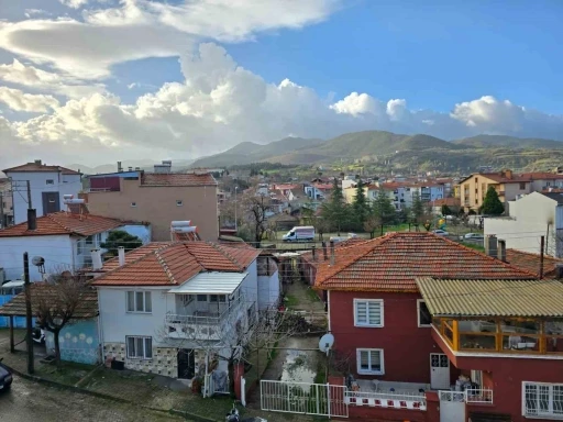 Balıkesir&rsquo;de 4.1 b&uuml;y&uuml;kl&uuml;ğ&uuml;nde deprem
