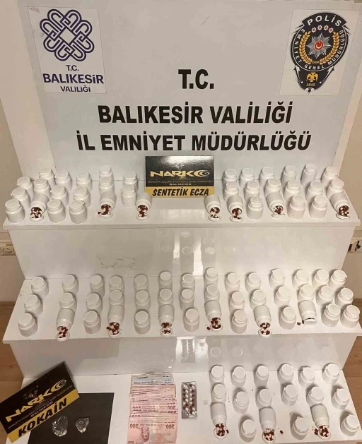 Balıkesir’de polisten 3 şahsa uyuşturucu operasyonu
