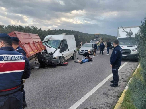 Balıkesir&rsquo;de trafik kazası: 4 yaralı
