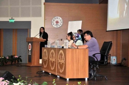 Balıkesir&rsquo;de yetimlere yuva olma &ccedil;ağrısı yapıldı
