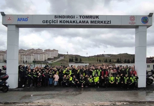 Balıkesir&rsquo;den Sındırgı&rsquo;ya dayanışma konvoyu
