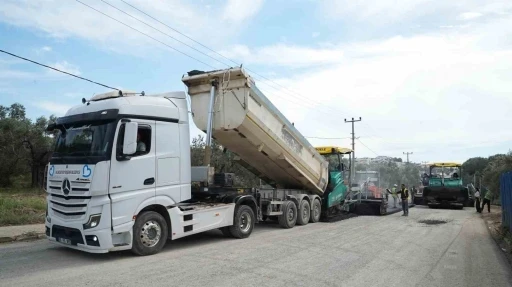 Balıkesir&rsquo;in d&ouml;rt bir yanında yollara B&uuml;y&uuml;kşehir dokunuşu
