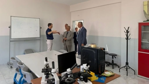 Balıkesir Milli Eğitim M&uuml;d&uuml;r&uuml; Kal, Burhaniye&rsquo;de okulları ziyaret etti
