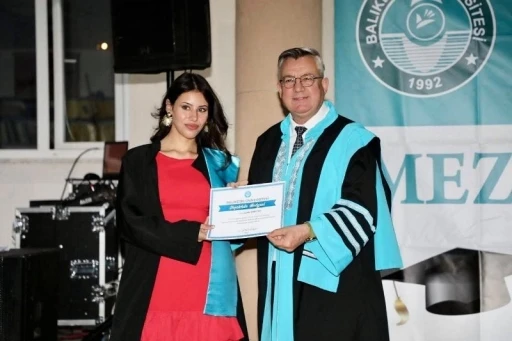Balıkesir Üniversitesi Edremit Havacılık Yüksek Okulu’nda Mezuniyet Töreni
