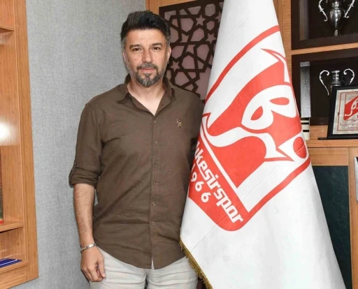 Balıkesirspor&rsquo;da Teknik Direkt&ouml;r Polat &Ccedil;etin oldu
