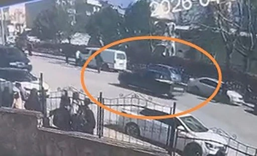 Balkondan d&uuml;şen 3 yaşındaki &ccedil;ocuk, ağır yaralandı
