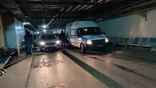 Balkondan d&uuml;şen gen&ccedil; kadın hayatını kaybetti
