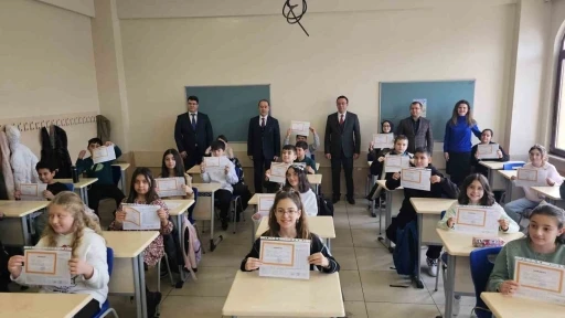 Bandırma&rsquo;da 28 bin &ouml;ğrenci yarıyıl tatiline girdi
