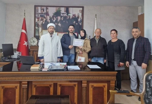 Bandırma’da Rus Vatandaşı Erina, müslüman oldu
