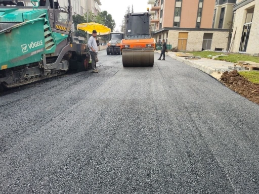Barbaros Hayrettin ve Siteler Mahallelerinde asfalt çalışmaları sürüyor
