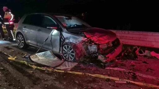 Bartın’da iki araç kafa kafaya çarpıştı: 4 yaralı
