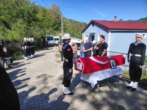 Bartın&rsquo;da Kıbrıs Gazisi son yolculuğuna uğurlandı
