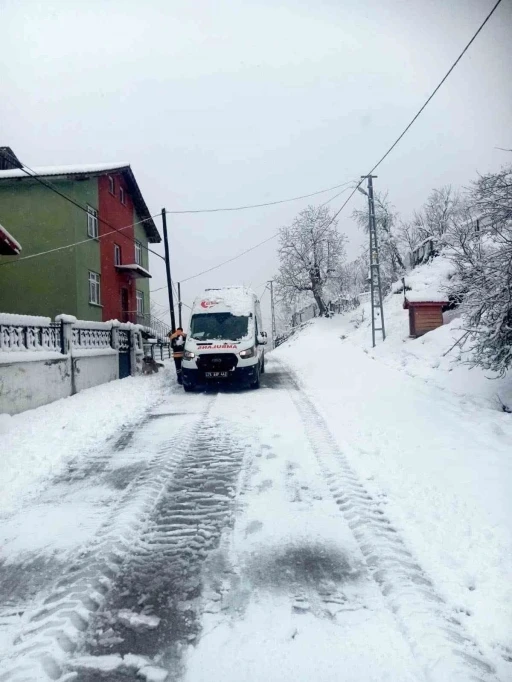 Bartın&rsquo;ın y&uuml;ksek kesimlerinde kar etkili oluyor
