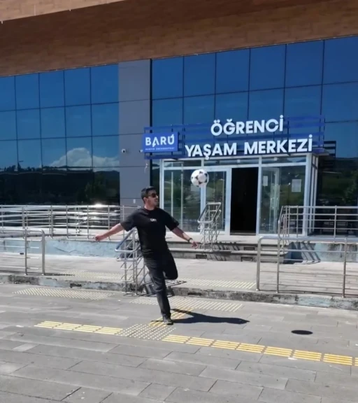 Bartın &Uuml;niversitesinden A Milli Takım&rsquo;a destek videosu
