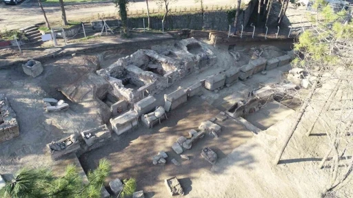 BAR&Uuml;&rsquo;n&uuml;n &ccedil;alışmalarıyla Tios Antik Kenti&rsquo;nde Karadeniz B&ouml;lgesi&rsquo;nin en b&uuml;y&uuml;k mezarlık alanı bulundu
