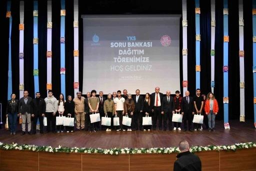 Başiskele’de 1219 öğrenciye YKS soru bankası desteği
