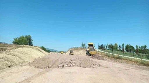 Başiskele’de inşa edilen yeni yol D-100’ün yükünü hafifletecek
