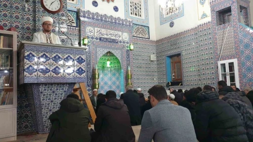 Başkale&rsquo;de Berat Kandili idrak edildi
