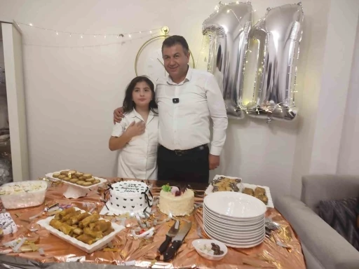 Başkan Akel’den minik Buğlem’e doğum günü sürprizi
