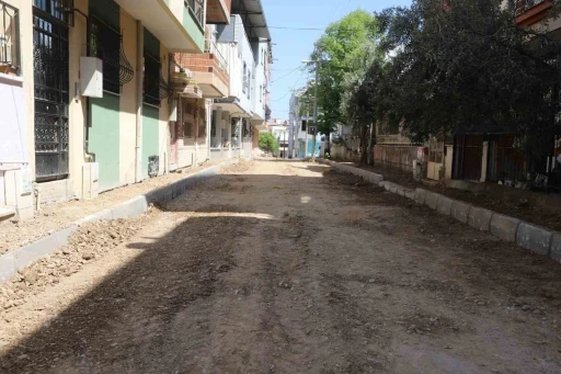 Başkan Akın: &quot;Kurban Bayramı’ndan önce yeni yolları hizmete sunmuş olacağız&quot;
