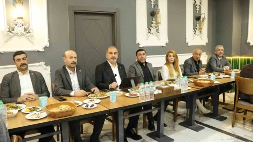 Başkan Alan, "Hepimizin ortak gayesi insanımız i&ccedil;in daha g&uuml;zel ve daha g&uuml;&ccedil;l&uuml; bir şehir inşa etmektir"
