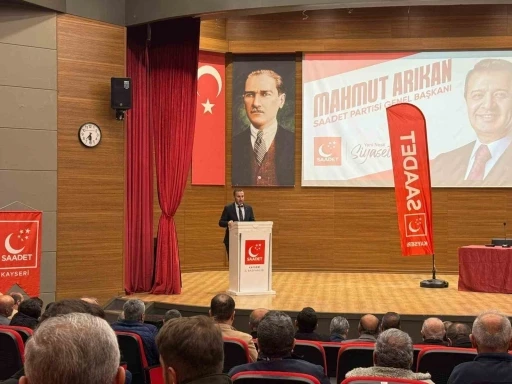 Başkan Altun’dan Davutoğlu’na sert eleştiri: "Siyaset hatıralar albümü değildir"